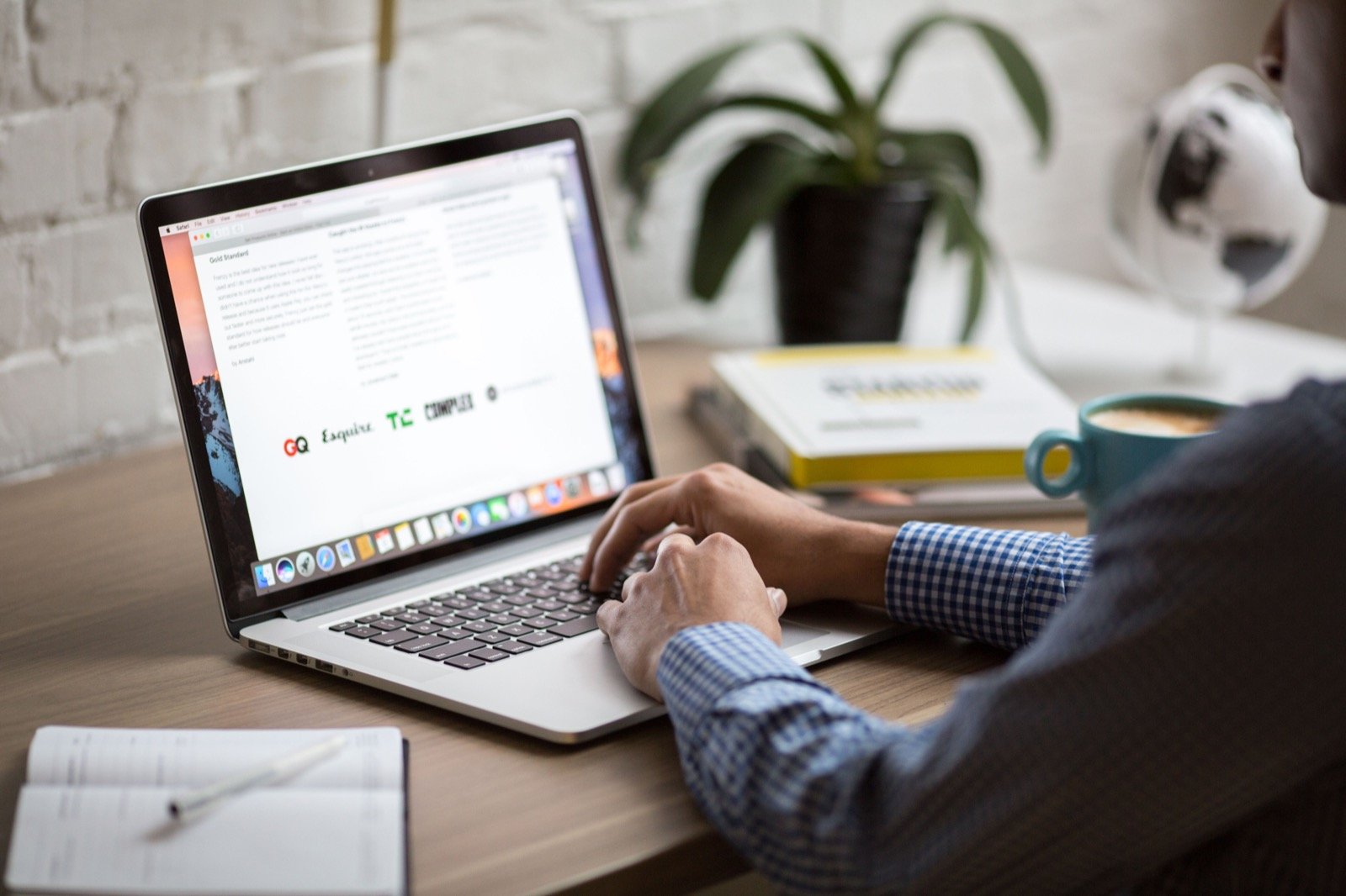 Content marketing on a laptop