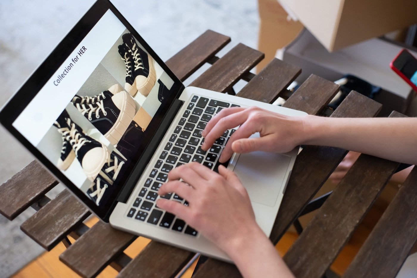 Laptop showing a custom Shopify store